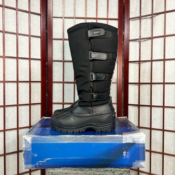 Ovation Shoes - Ovation Blizzard Winter Boot Wm Euro Sz 38 US Sz 7.5 - 8 In Like New Condition.